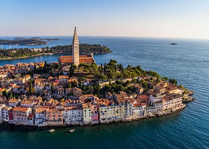 Studio Apartment In Rovinj With Terrace, Air Condition, Wifi, Washing Machine