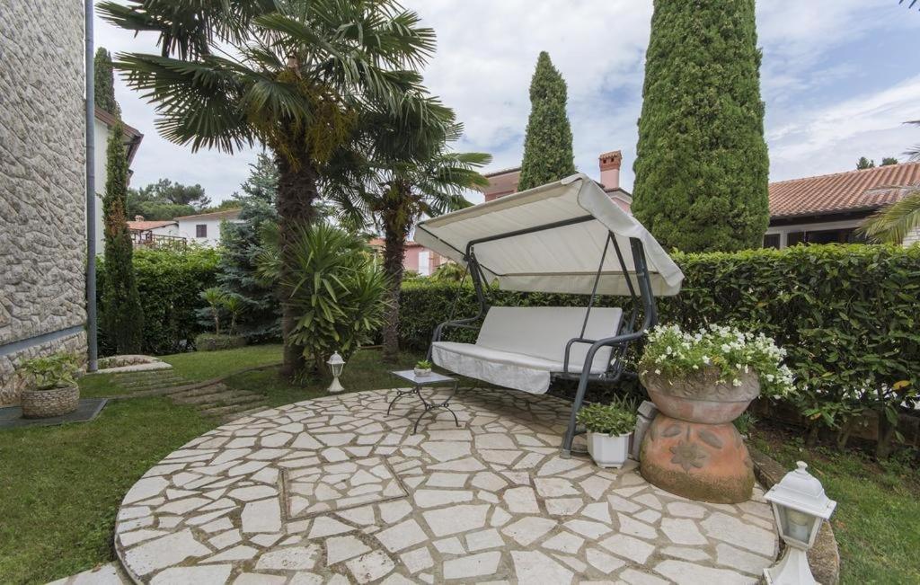 Apartman In With Terrace, Air Condition, Wifi, Washing Machine Rovinj