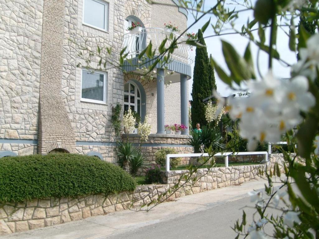 Apartman In With Terrace, Air Condition, Wifi, Washing Machine Rovinj